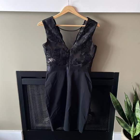 NWT Goddiva London Sequin and Mesh Detail Dress - Picture 8 of 10